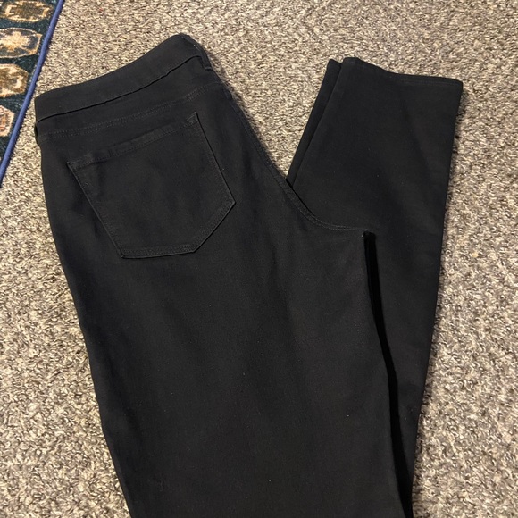 Black Skinny Jeans - Picture 3 of 4